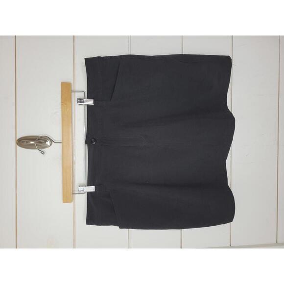 Eddie Bauer size 16 black adventurer 2.0 skort - Picture 1 of 4